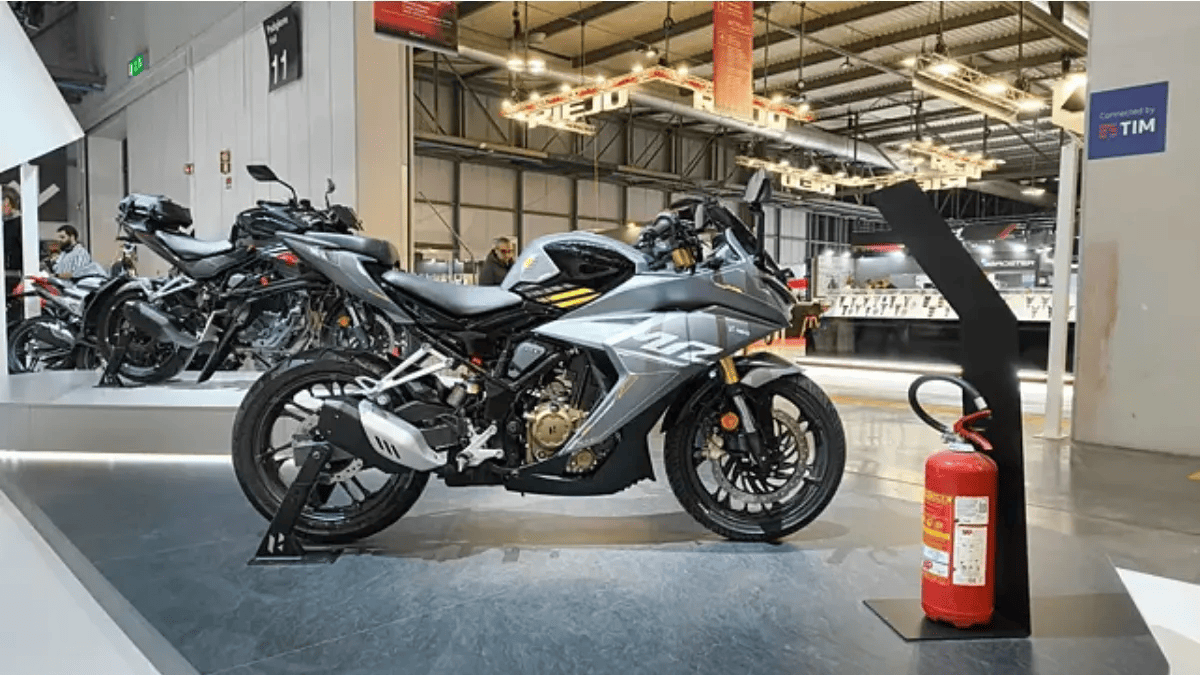 Hero Karizma XMR 210 Unveiled at EICMA 2024 - 4