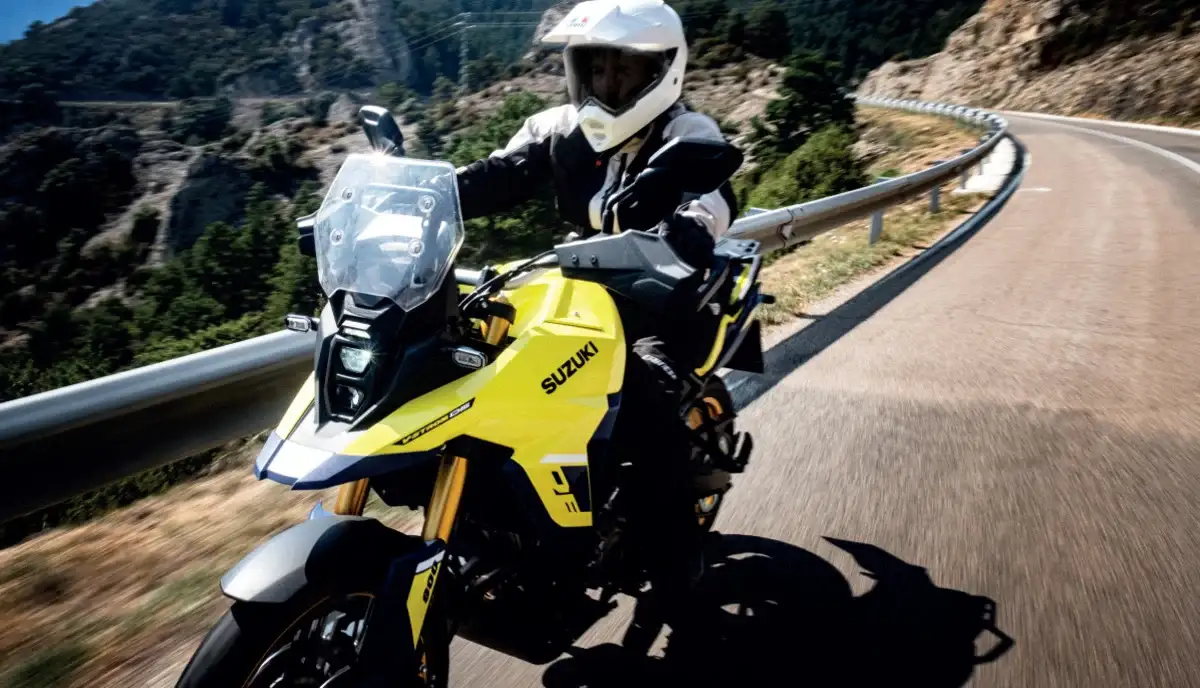 Suzuki Unveils the All-New V-Strom 800DE Adventure Motorcycle - 1